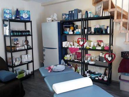 cabinet.jpg cabinet.jpg